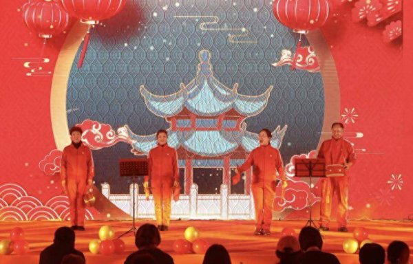 维嘉优配平台 北京保障房中心用居民文艺汇演展现首都保障房建设成效